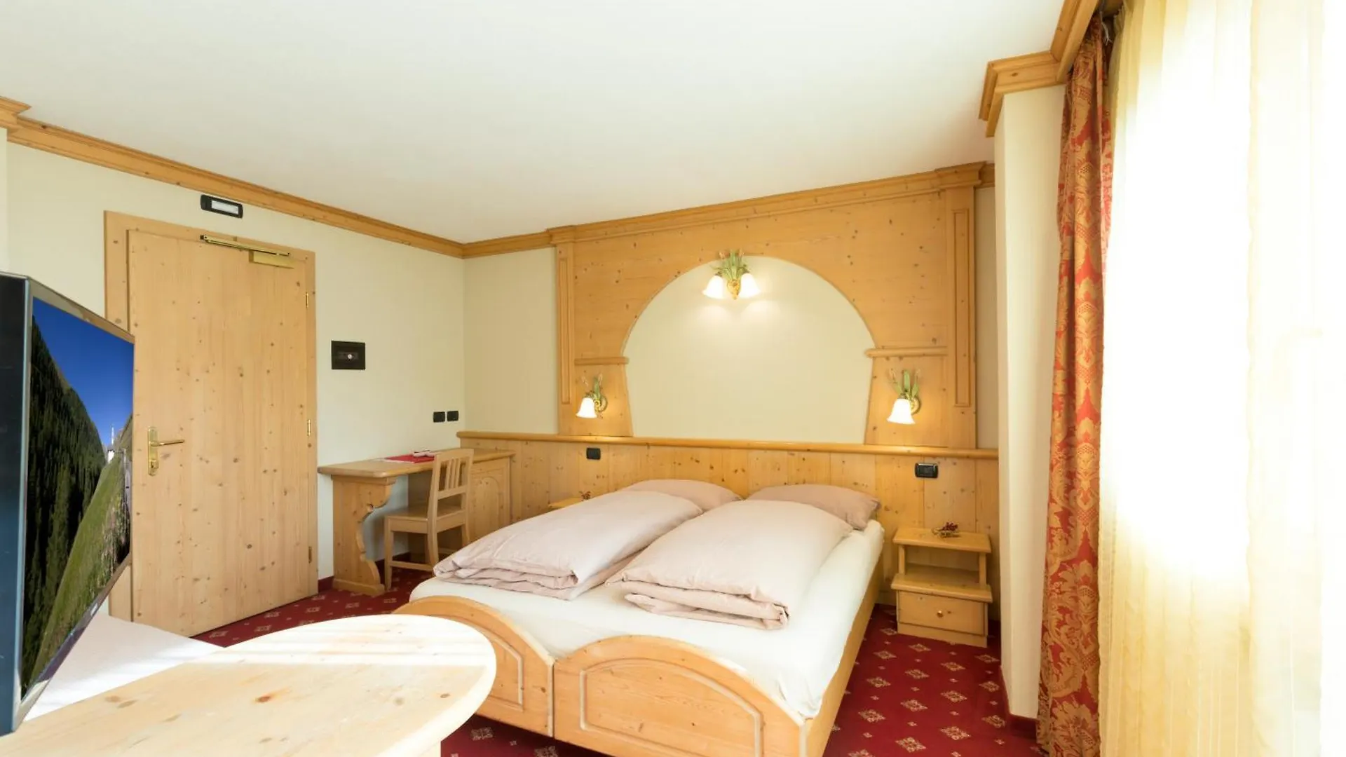 Hotel Champagne Livigno 3*,
