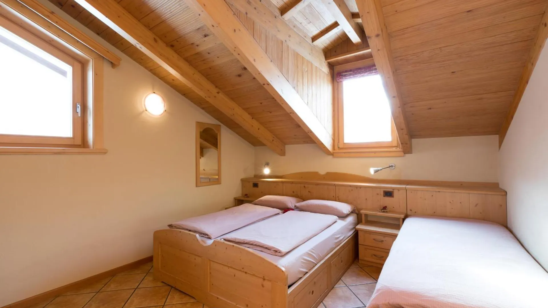 Hotel Champagne Livigno 3*,  Italy