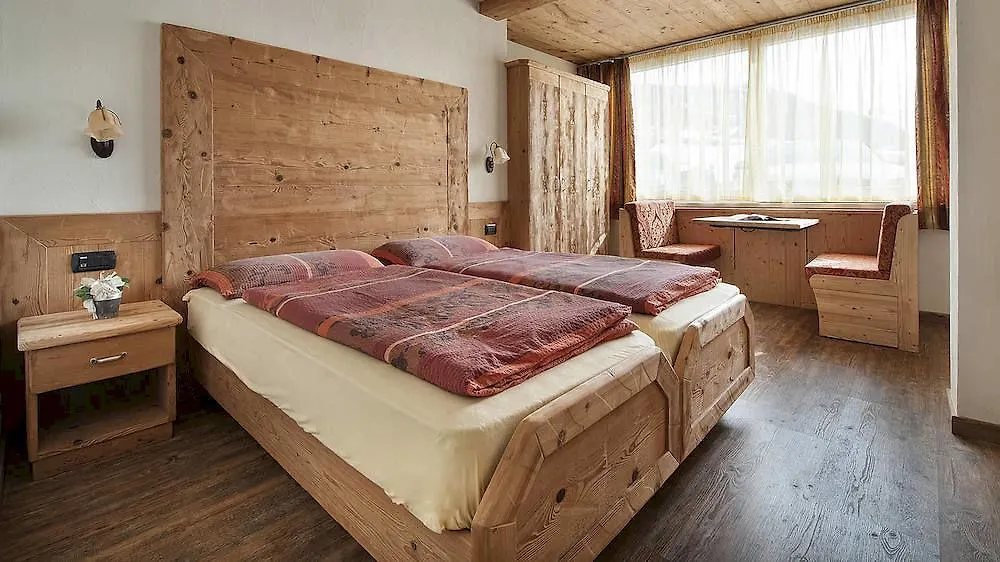 Hotel Champagne Livigno 3*,